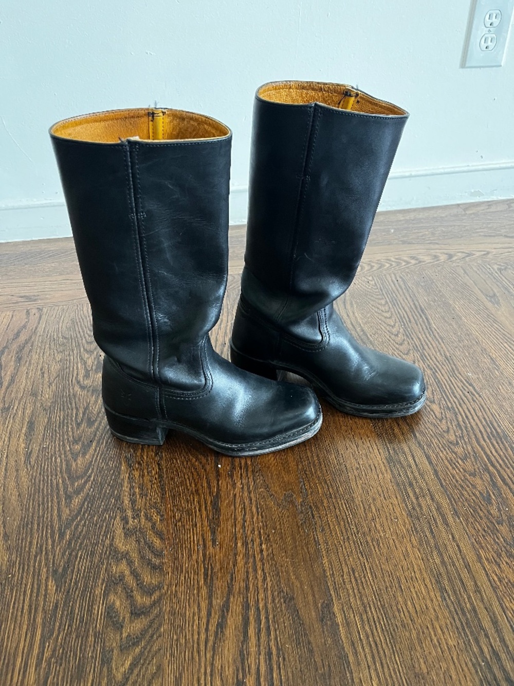 Frye Campus 14L boots - Picture 6 of 8